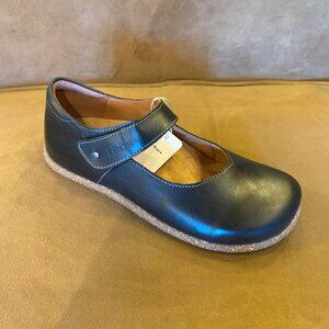 Taos - Ultimate Black - Multiple Sizes (NEW W/ BOX)